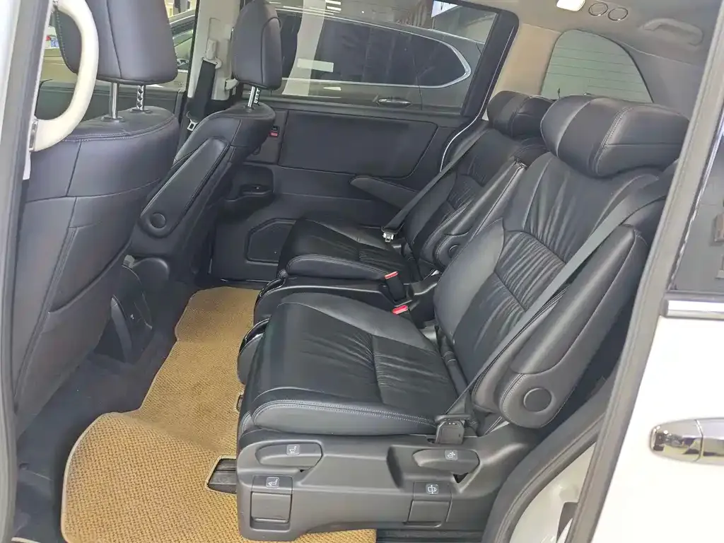 Honda Odyssey 2023 из CN, фото 8