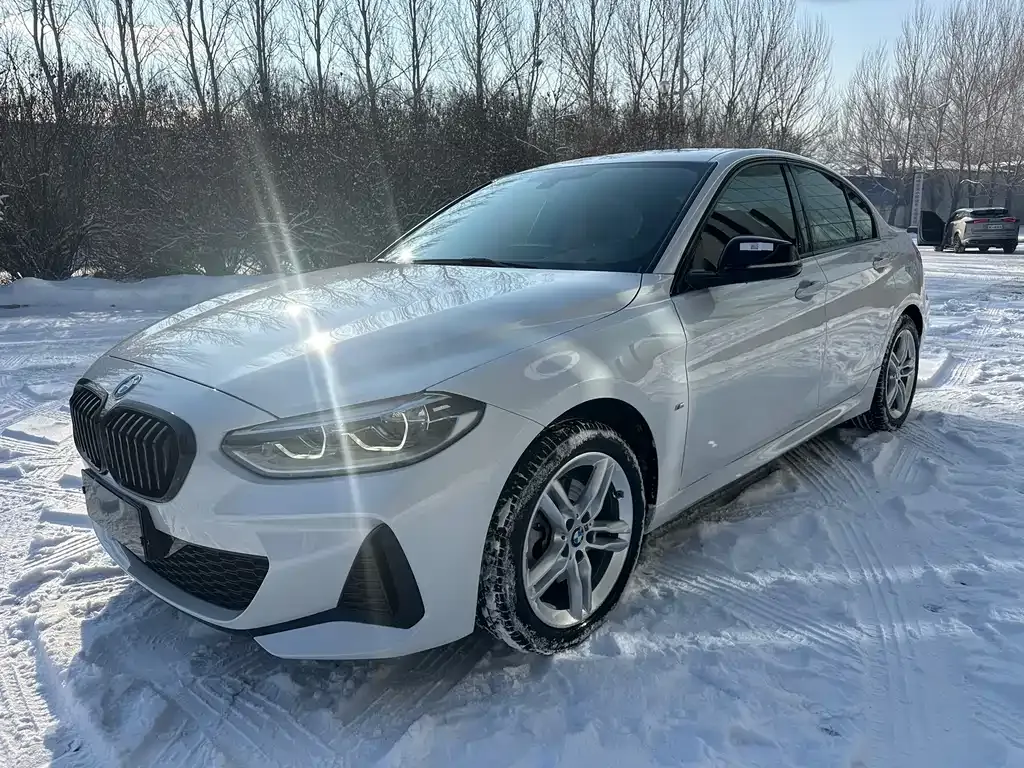 BMW 1 Series 2021 из CN, фото 9