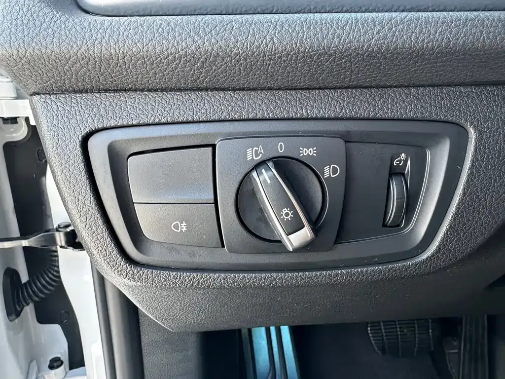 BMW 1 Series 2021 из CN, фото 6
