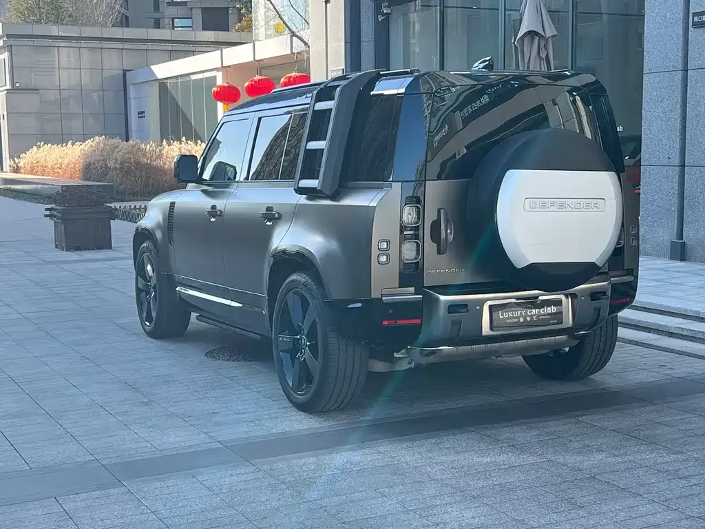 Land Rover Defender — фото 6