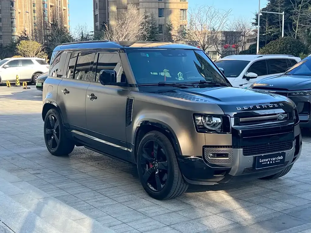 Land Rover Defender — фото 10