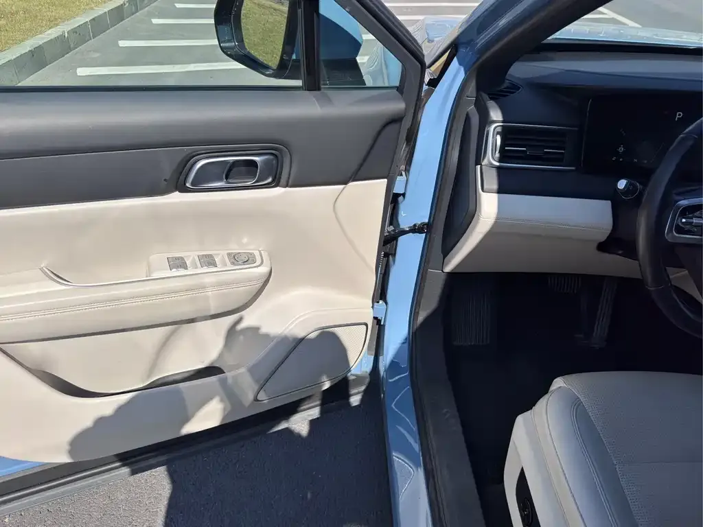 Li Auto ONE 2022 из CN, фото 2