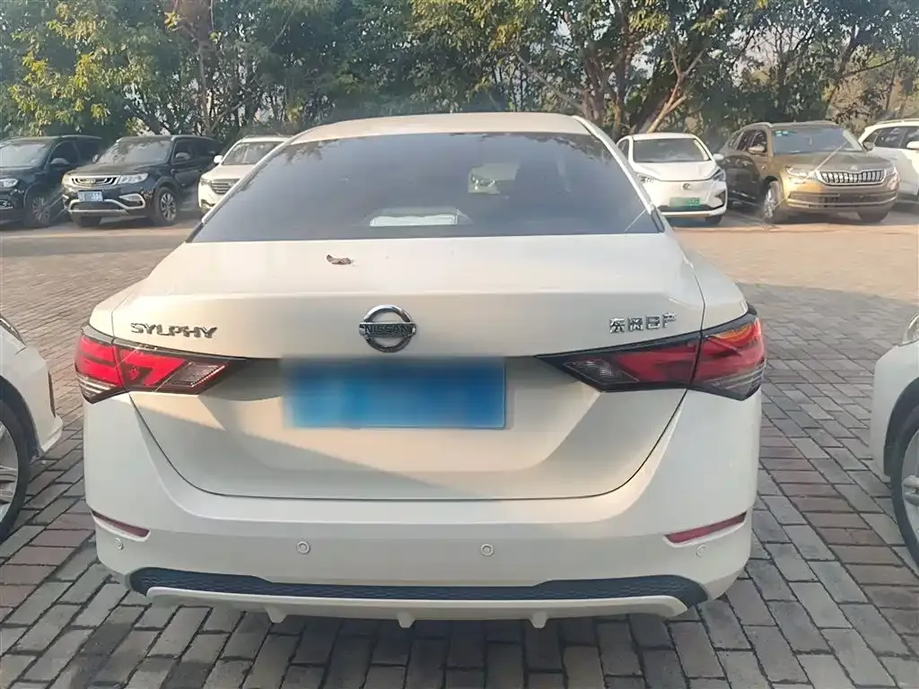 Nissan Sylphy 2023 из CN, фото 8