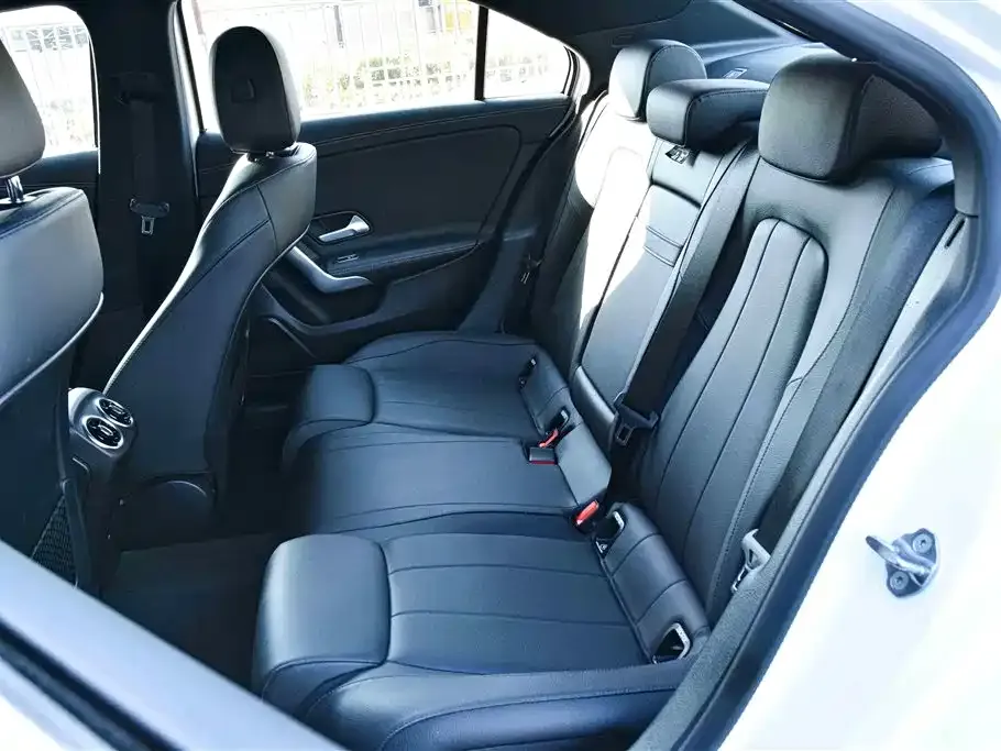 Mercedes-Benz A-Class 2024 из CN, фото 4