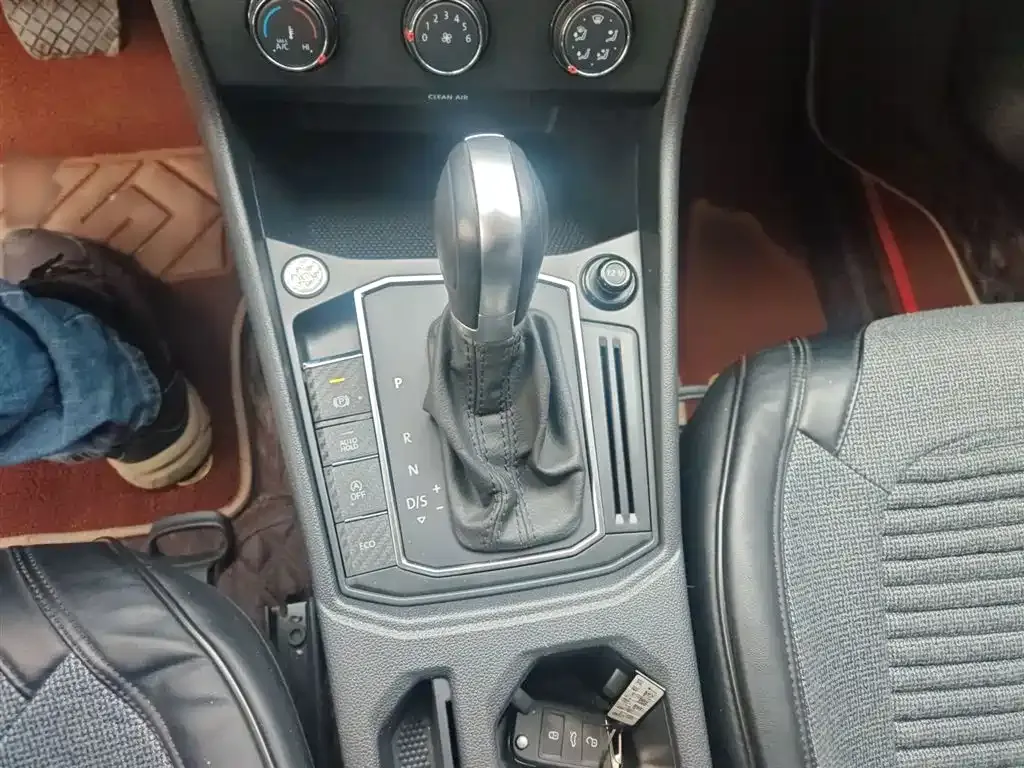Volkswagen Lavida 2023 из CN, фото 6