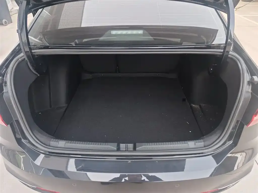 Volkswagen Lavida 2023 из CN, фото 9