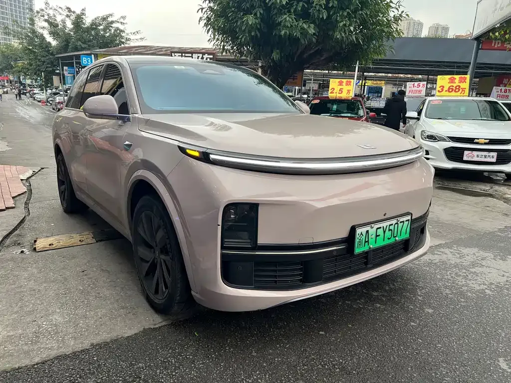 Li Auto L8 2024 из CN, фото 1