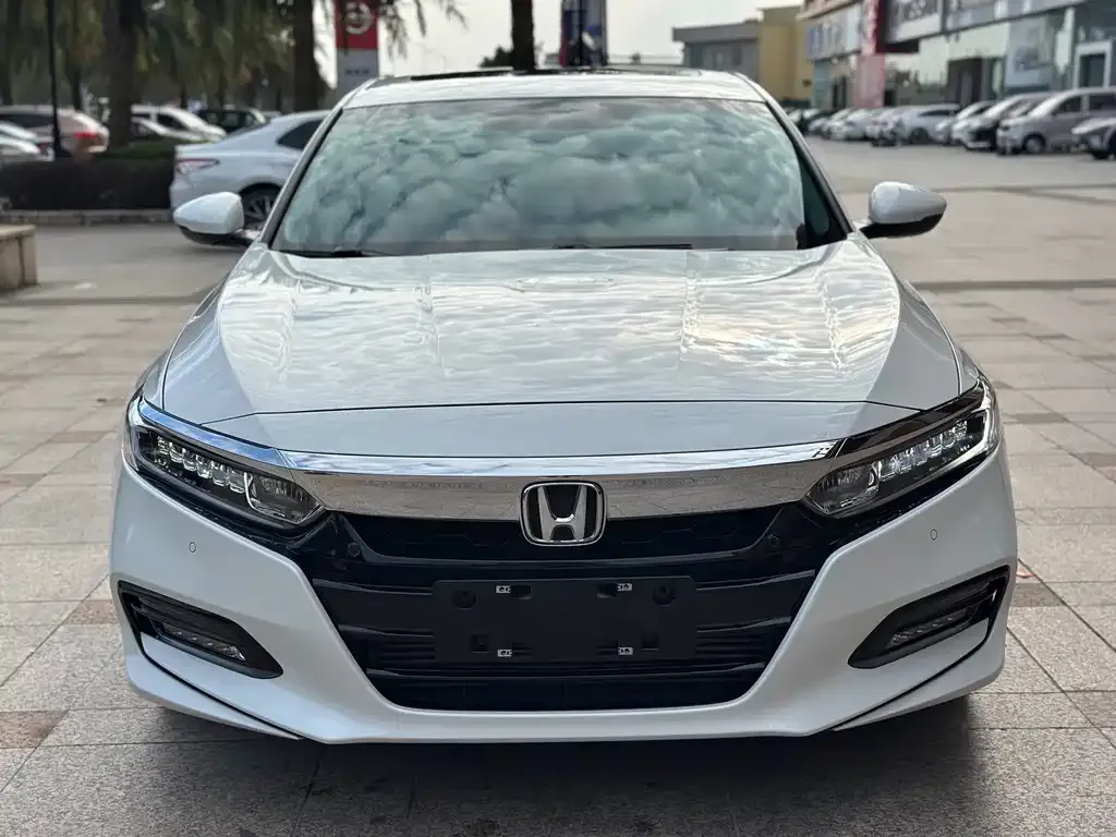 Honda Accord 2021 из CN, фото 3