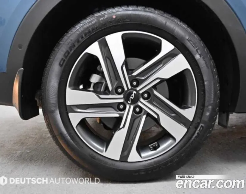Kia Sorento — фото 6