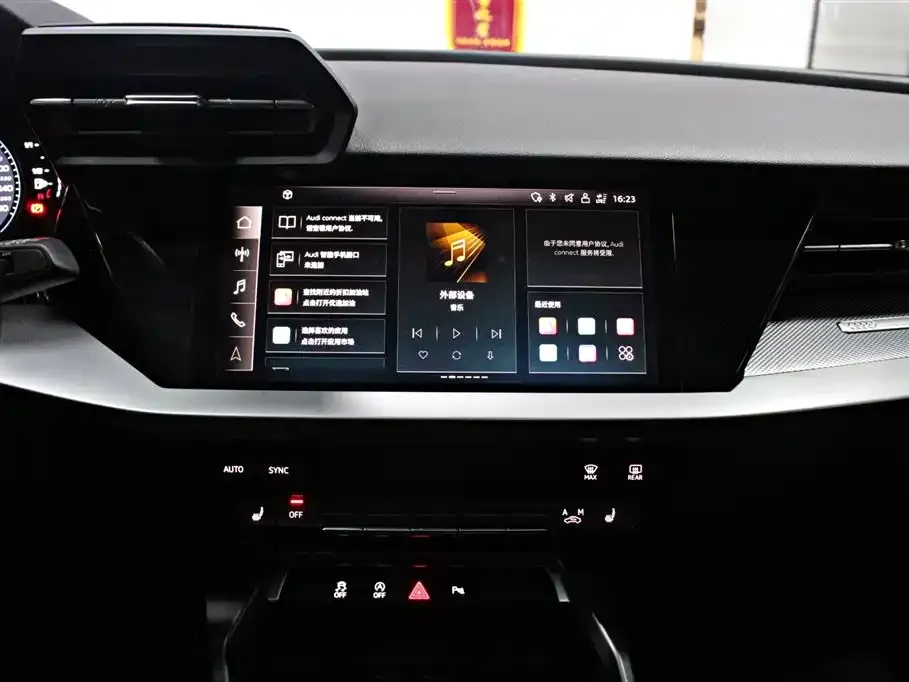 Audi A3 2023 из CN, фото 3