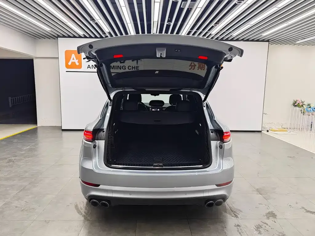 Porsche Cayenne Hybrid 2022 из CN, фото 8