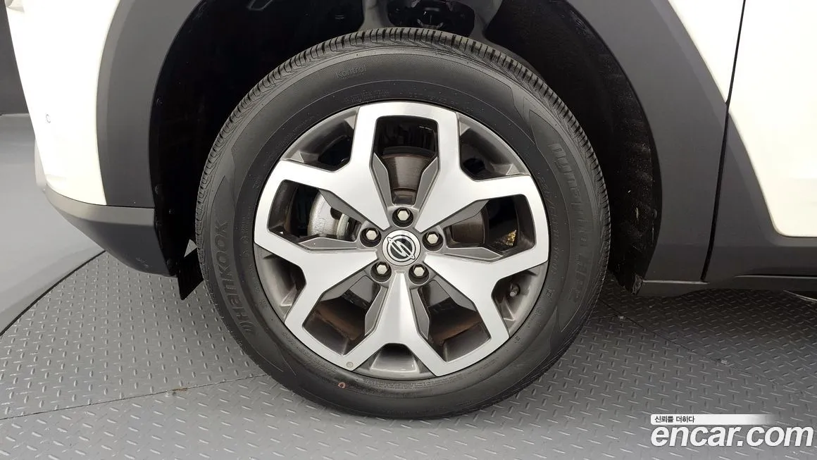 KG Mobility (Ssangyong) Torres — фото 9