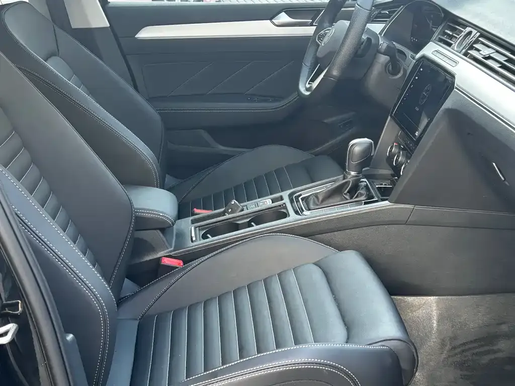 Volkswagen Magotan 2025 из CN, фото 2