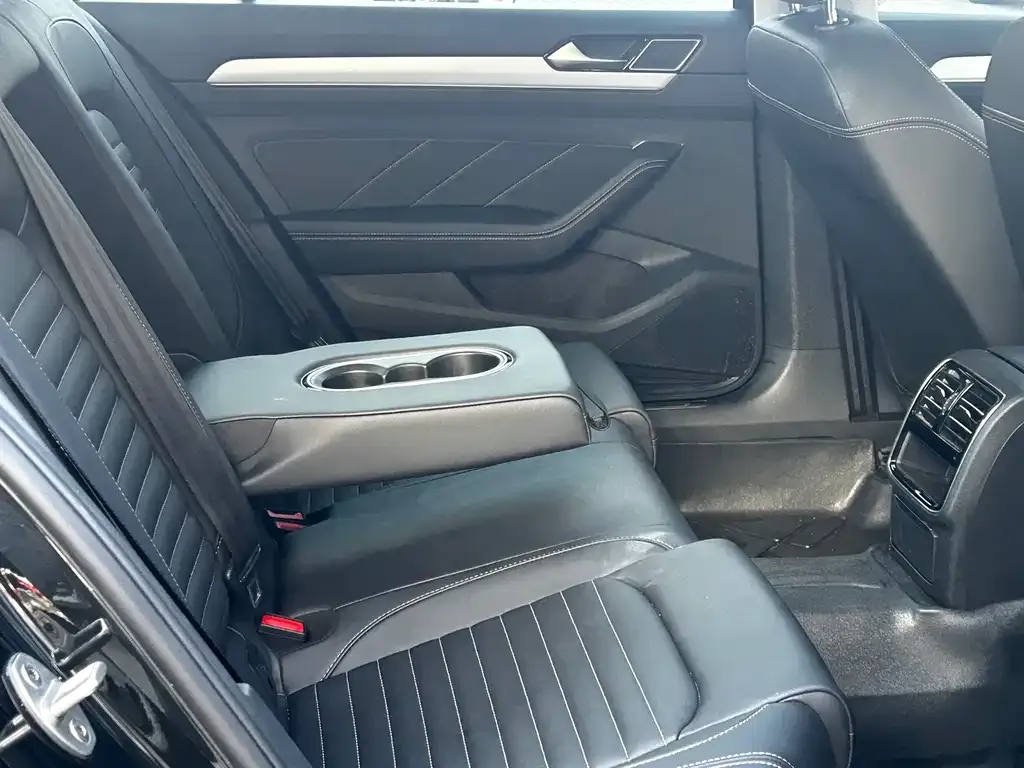 Volkswagen Magotan 2025 из CN, фото 6