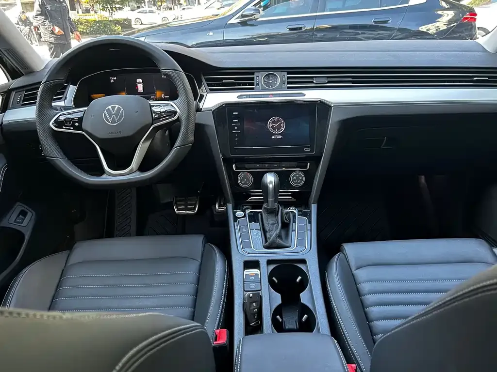 Volkswagen Magotan 2025 из CN, фото 10