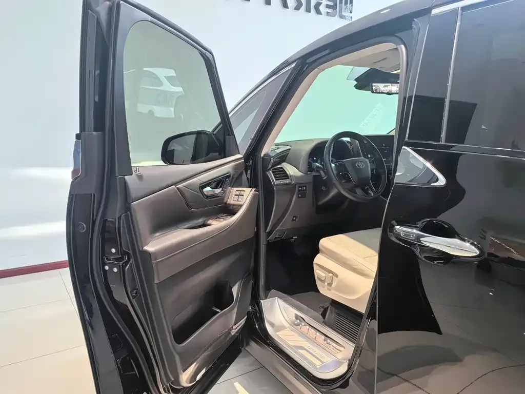 Toyota Alphard 2024 из CN, фото 7