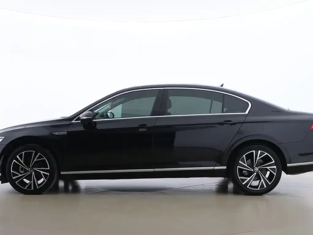 Volkswagen Magotan 2022 из CN, фото 9