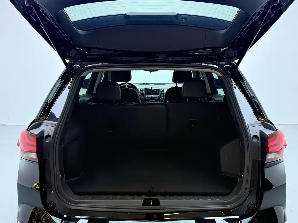 Chevrolet Equinox 2022 из CN, фото 6