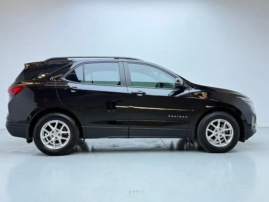 Chevrolet Equinox 2022 из CN, фото 3