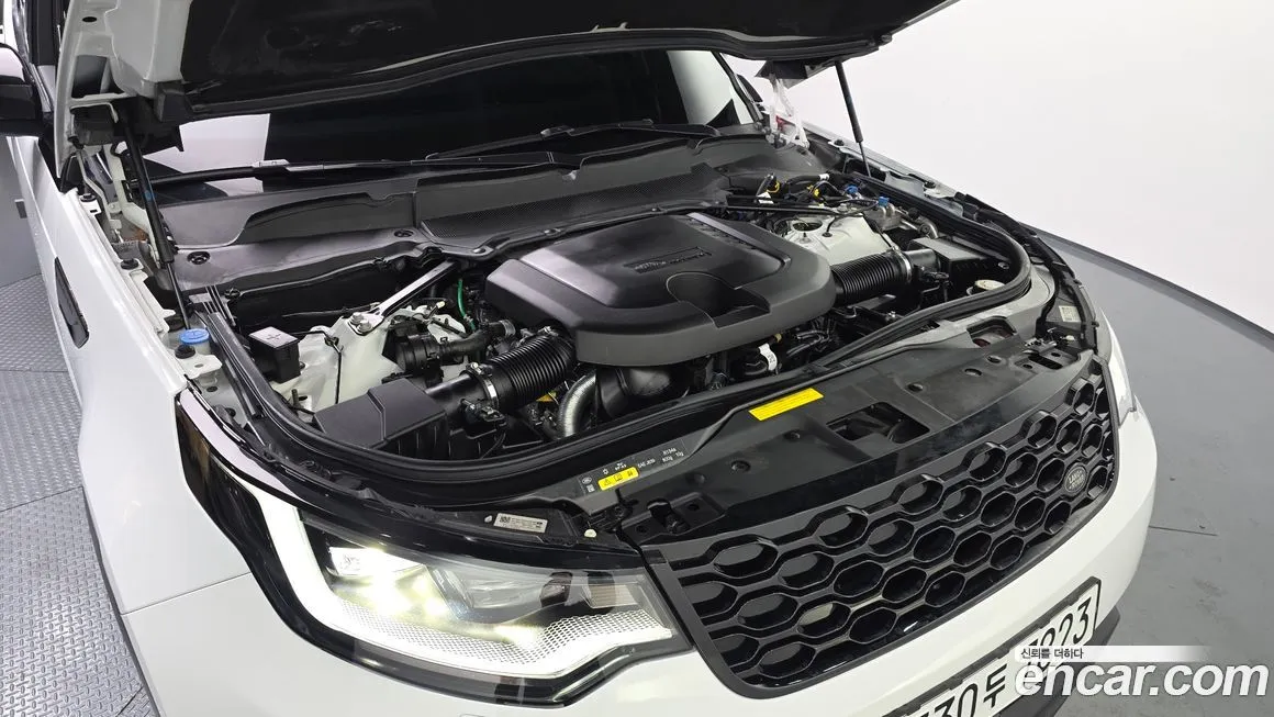 Land Rover Discovery 2023 из KR, фото 10