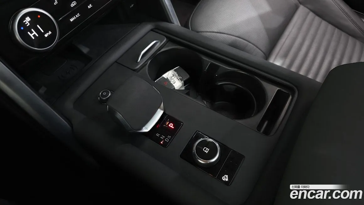 Land Rover Discovery 2023 из KR, фото 3