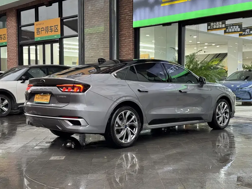 Ford Mondeo 2024 из CN, фото 8