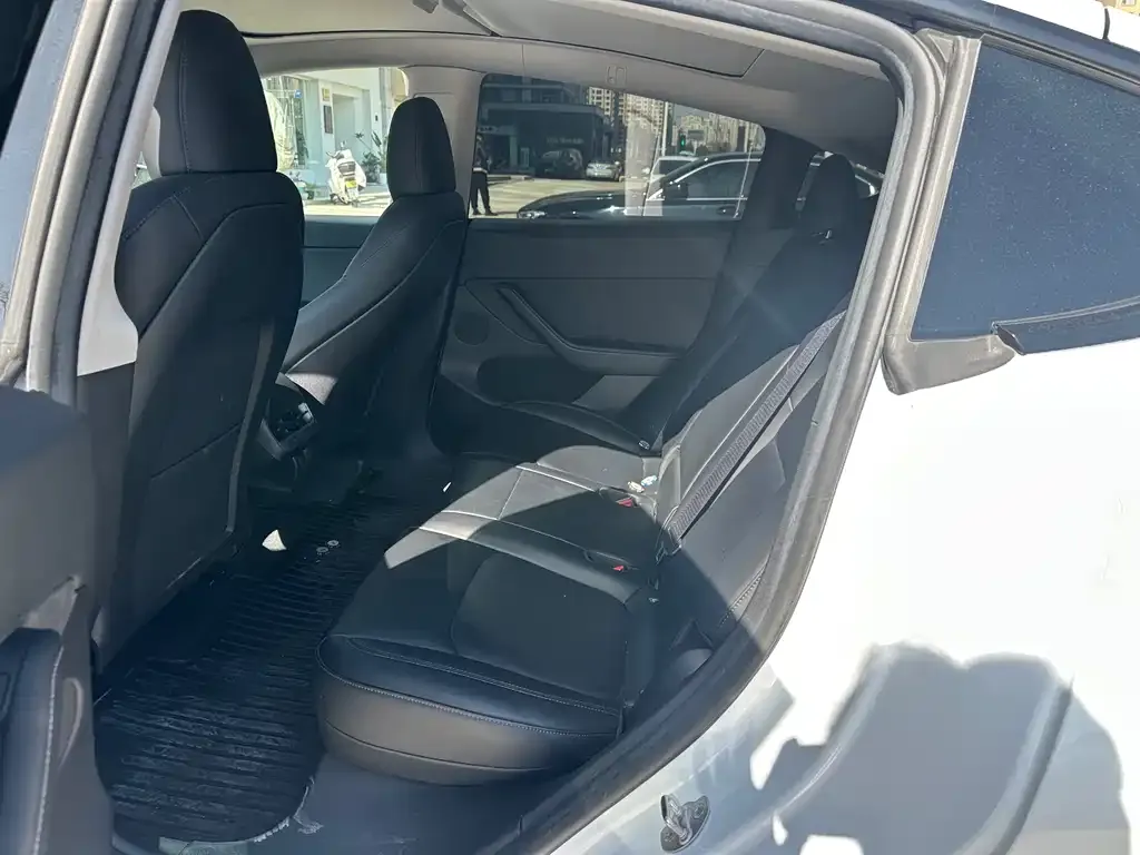 Tesla Model Y 2023 из CN, фото 4