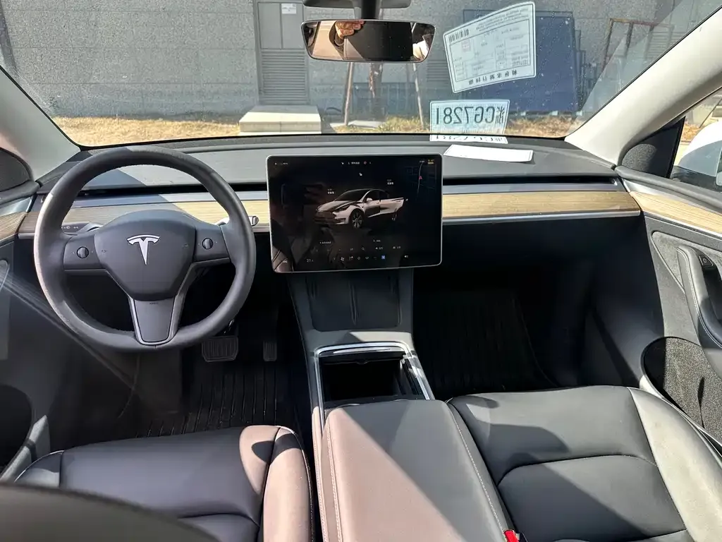 Tesla Model Y 2023 из CN, фото 5