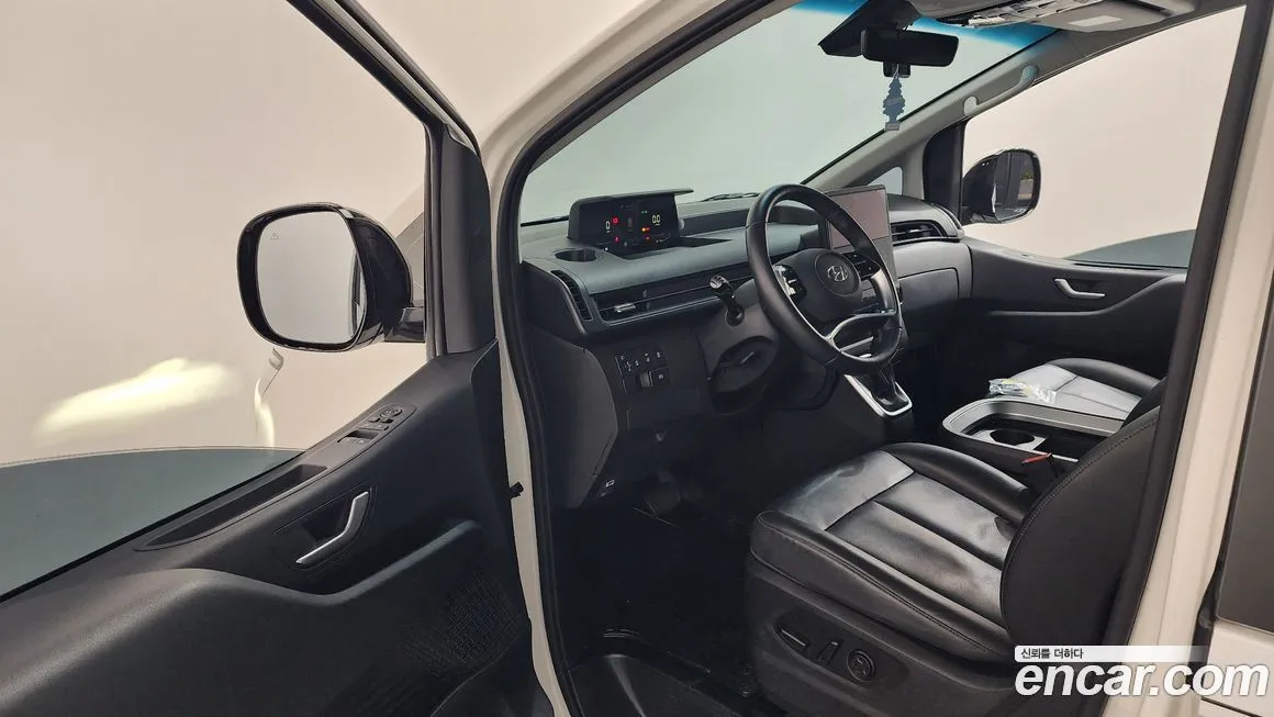 Hyundai Staria — фото 4
