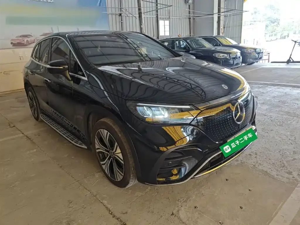 Mercedes-Benz EQE SUV 2023 из CN, фото 8