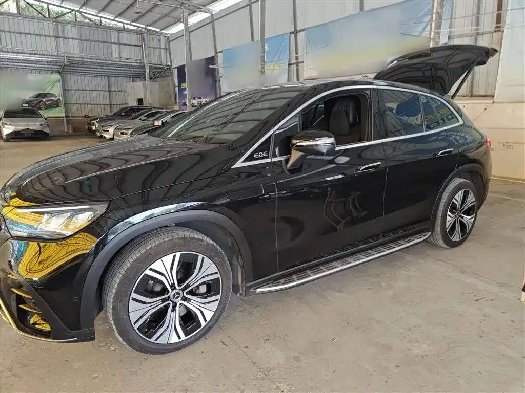 Mercedes-Benz EQE SUV 2023 из CN, фото 6
