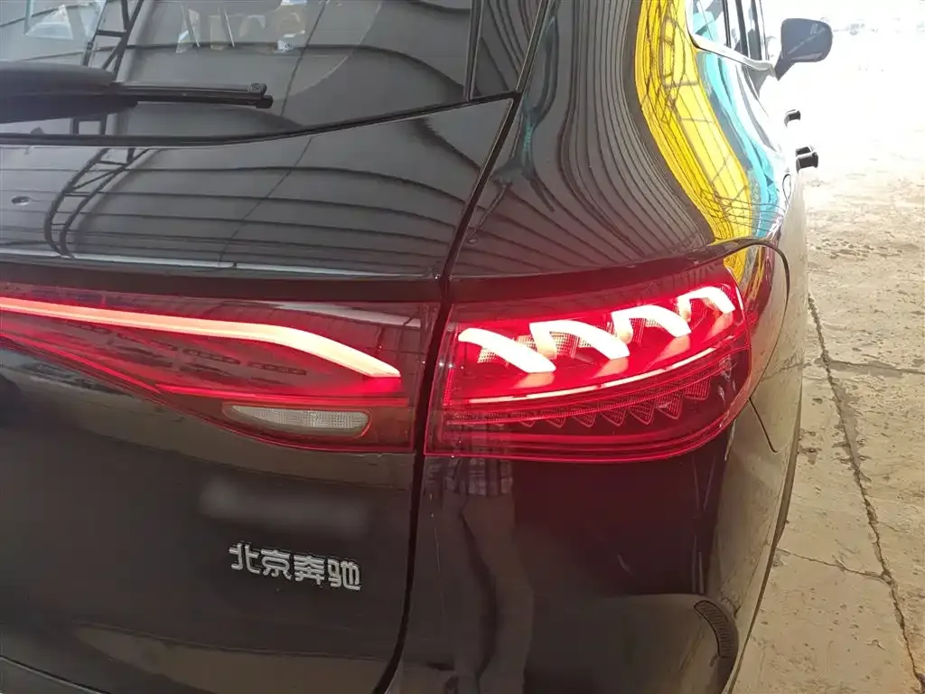 Mercedes-Benz EQE SUV 2023 из CN, фото 3