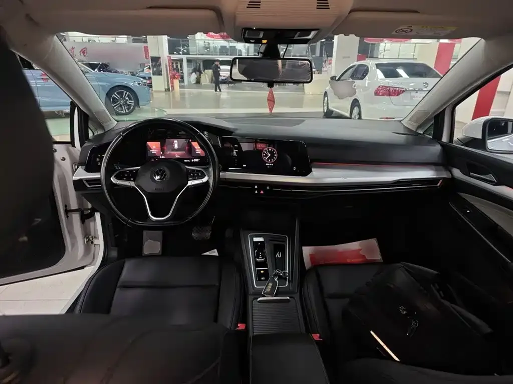 Volkswagen Golf 2021 из CN, фото 10