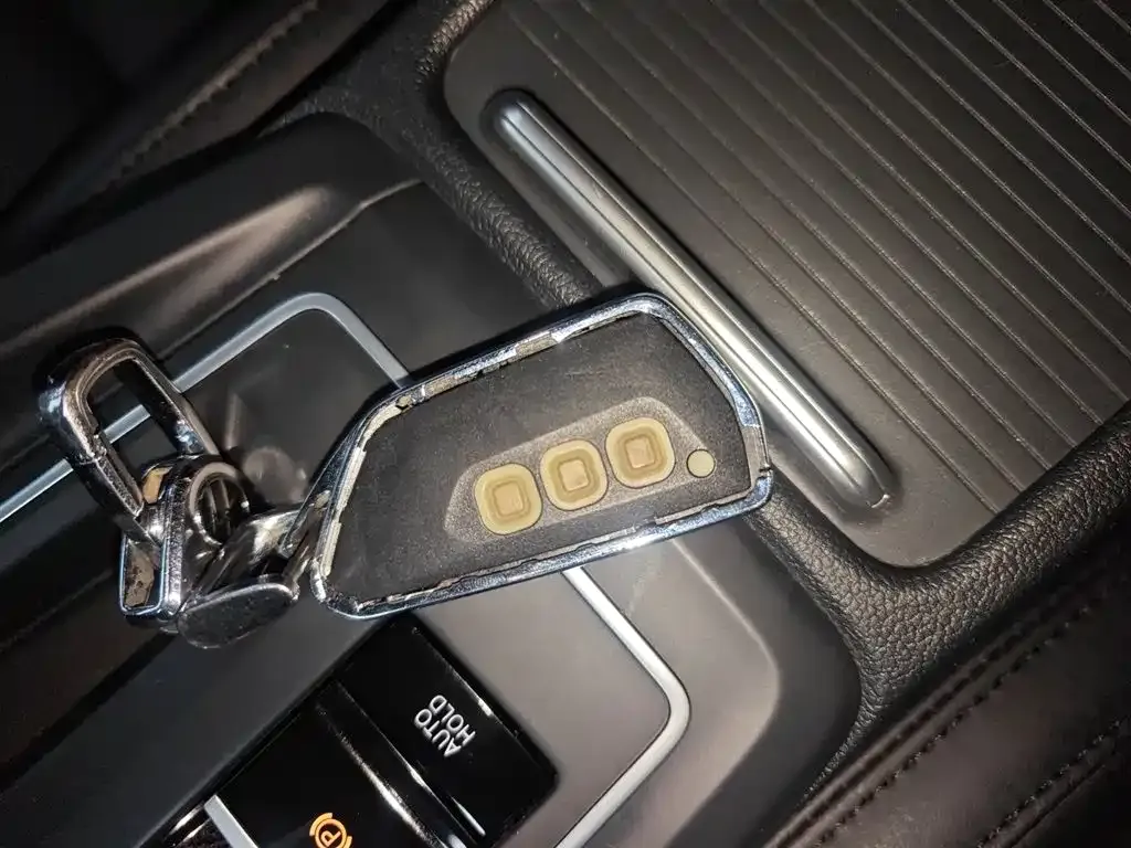 Volkswagen Golf 2021 из CN, фото 9