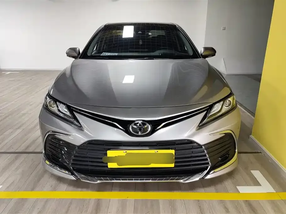 Toyota Camry 2023 из CN, фото 3