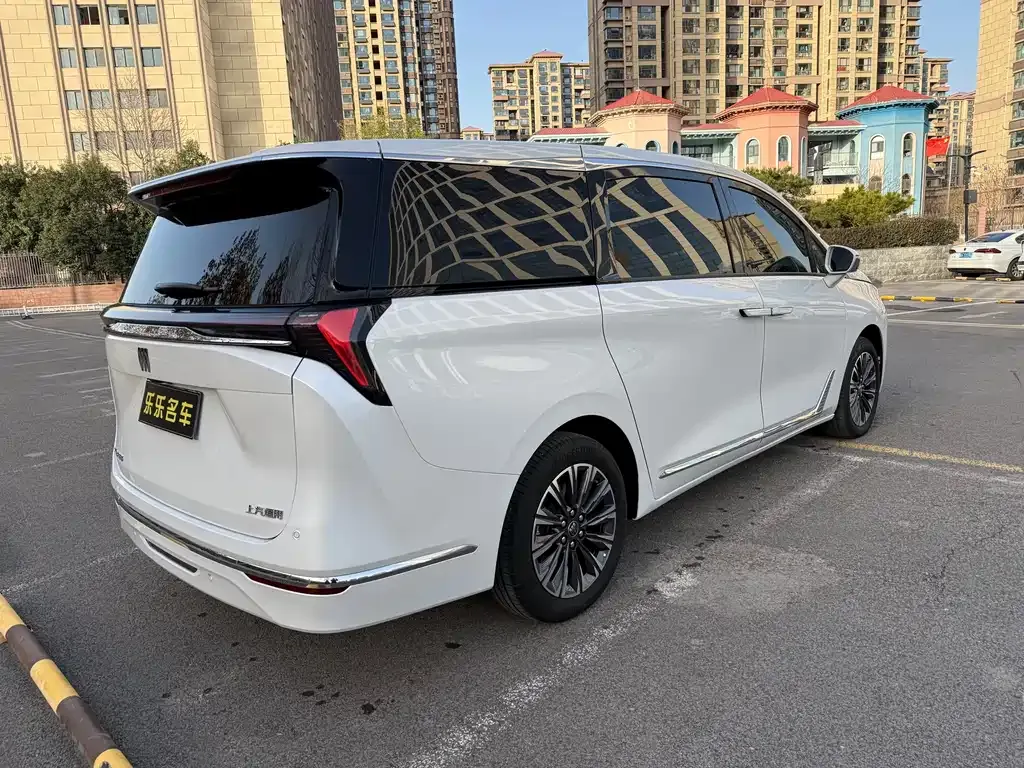 Buick GL8 2025 из CN, фото 7