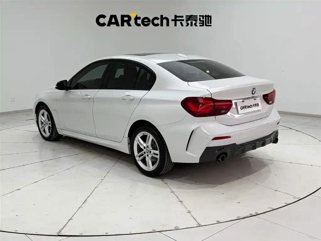 BMW 1 Series 2023 из CN, фото 7