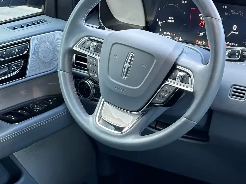 Lincoln Navigator 2021 из CN, фото 7