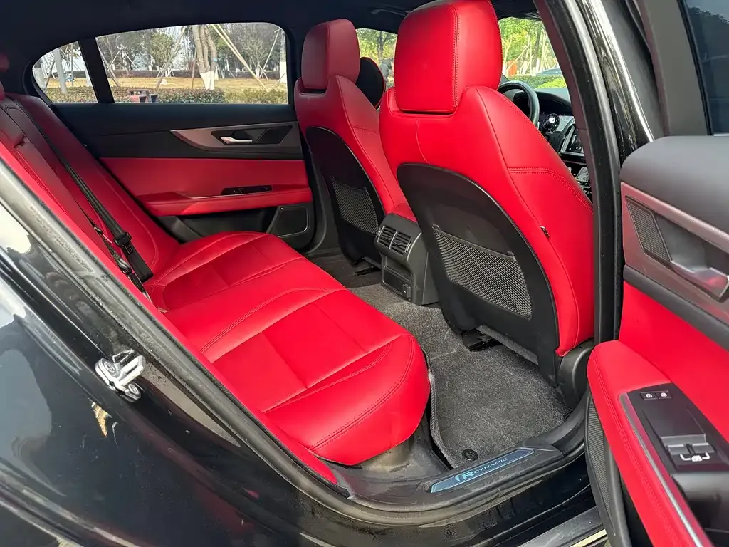 Jaguar XEL 2023 из CN, фото 10