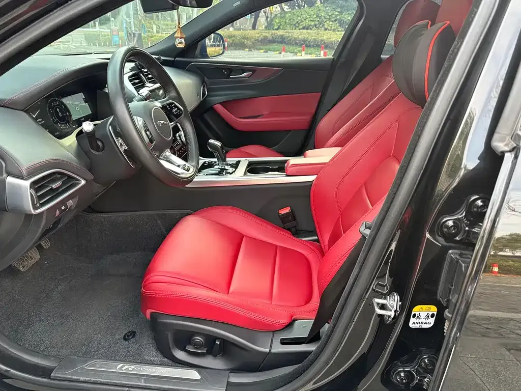 Jaguar XEL 2023 из CN, фото 8