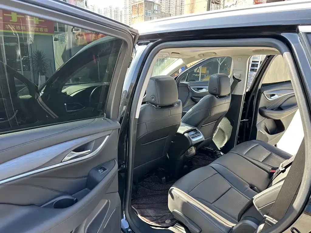 Buick Enclave 2021 из CN, фото 7