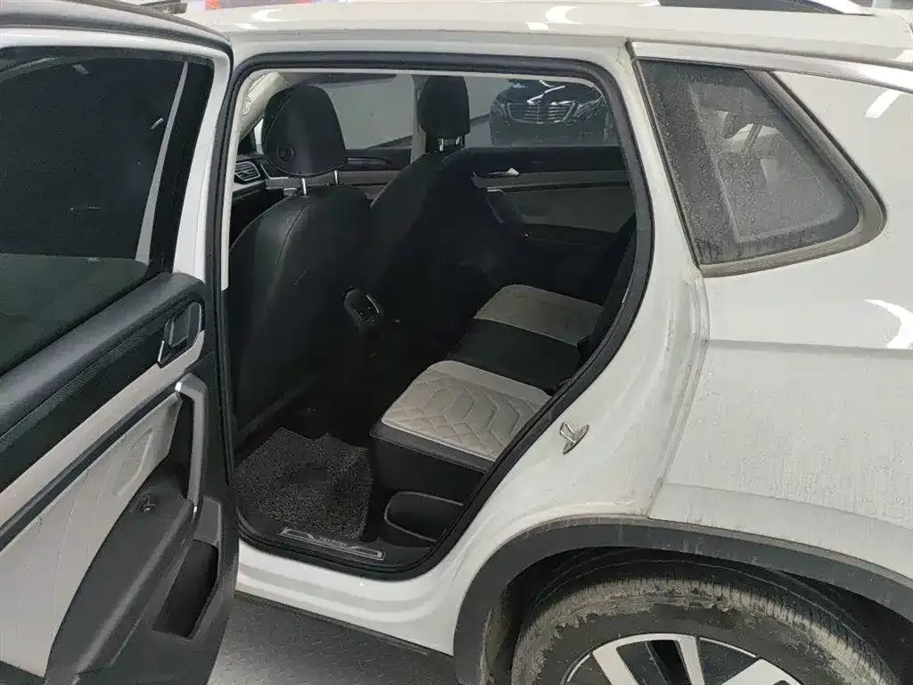 Volkswagen Tayron 2023 из CN, фото 7