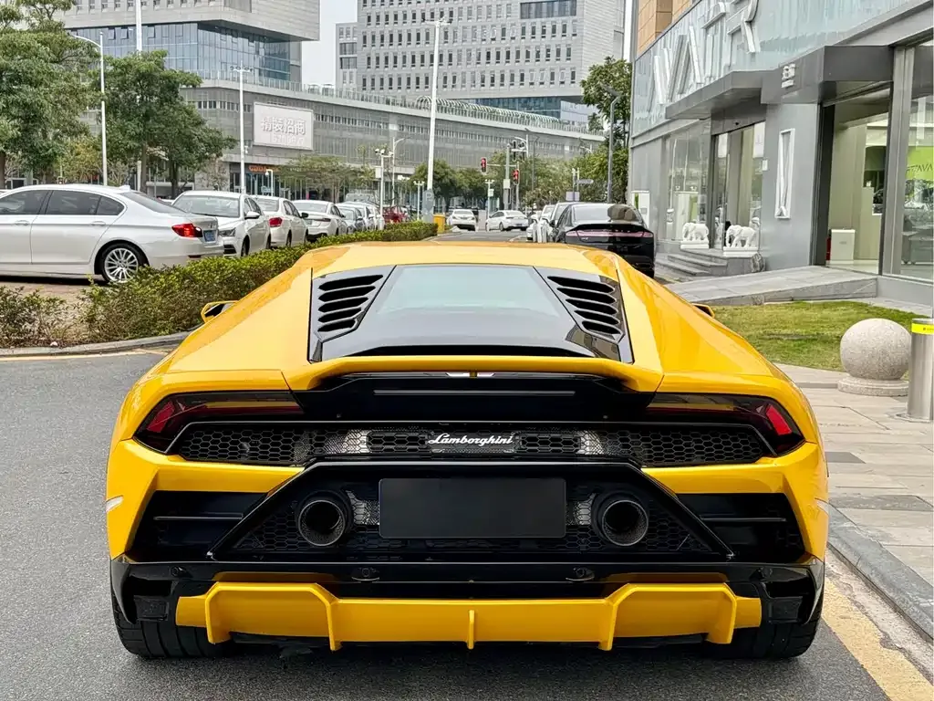 Lamborghini Huracan 2021 из CN, фото 7
