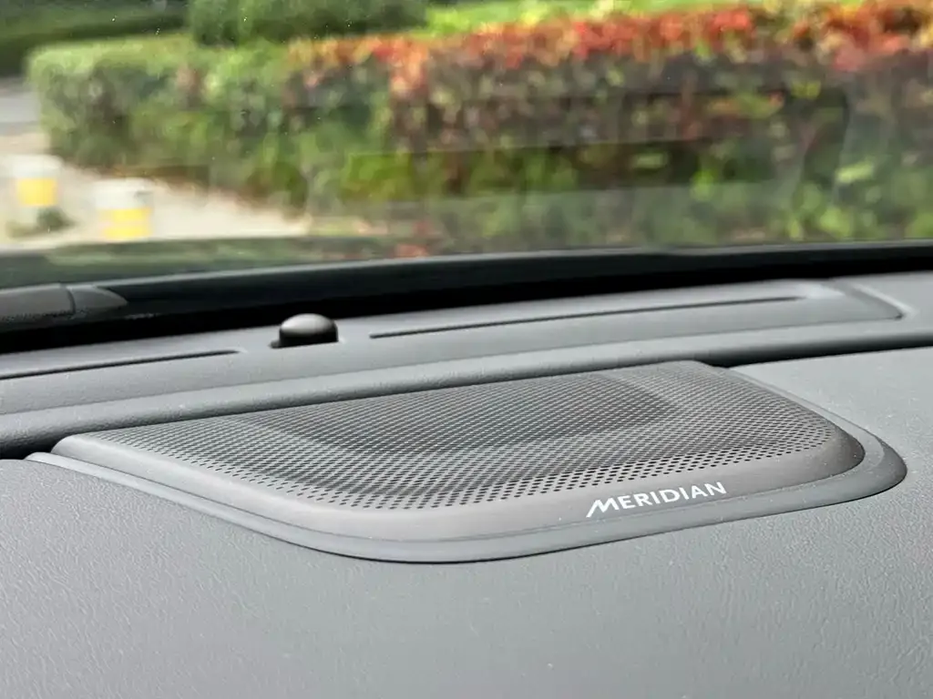Jaguar XFL 2024 из CN, фото 4