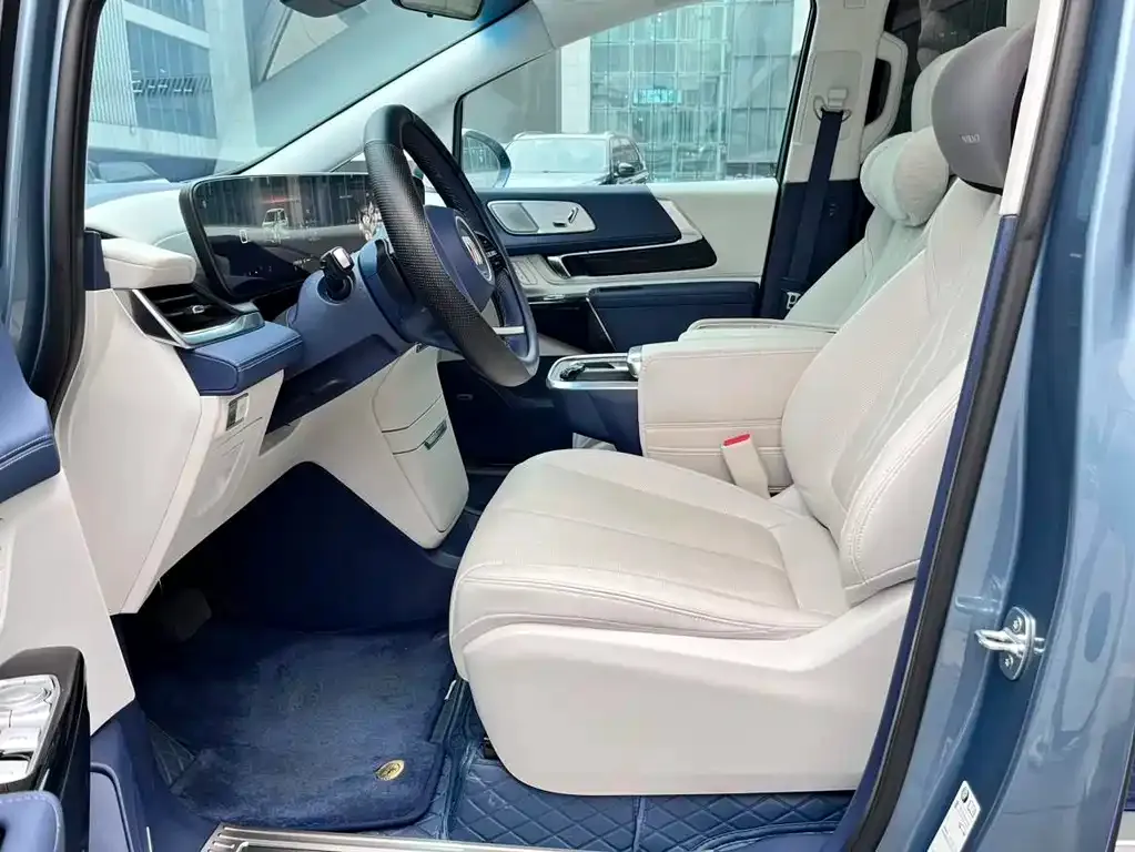 Buick Century 2024 из CN, фото 2
