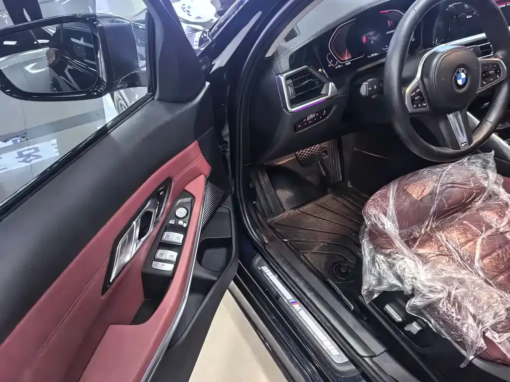 BMW 3 Series 2022 из CN, фото 7