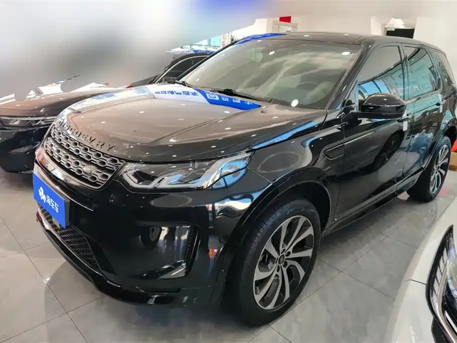 Land Rover Discovery Sport — фото 1