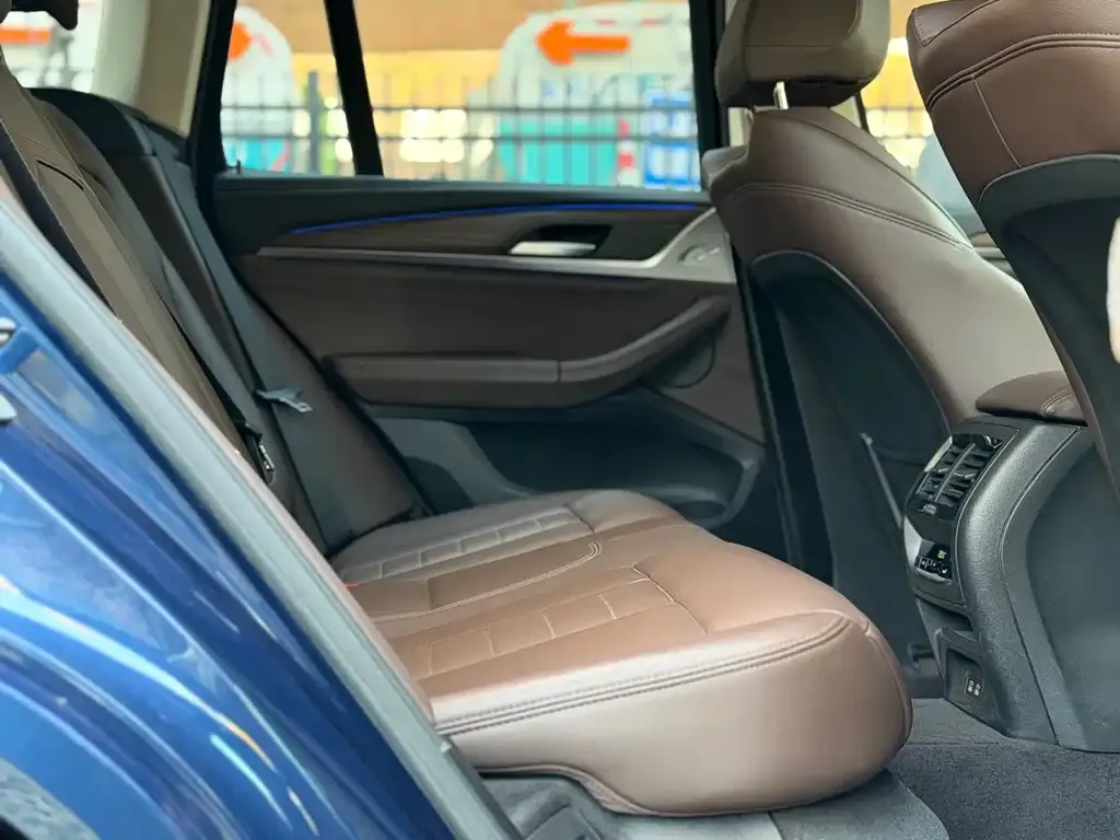 BMW X3 2021 из CN, фото 3