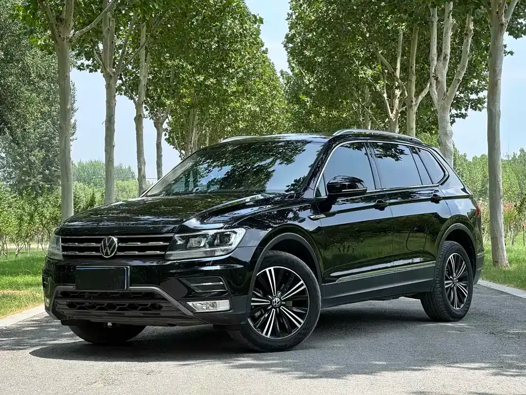 Volkswagen Tiguan L 2021 из CN, фото 1