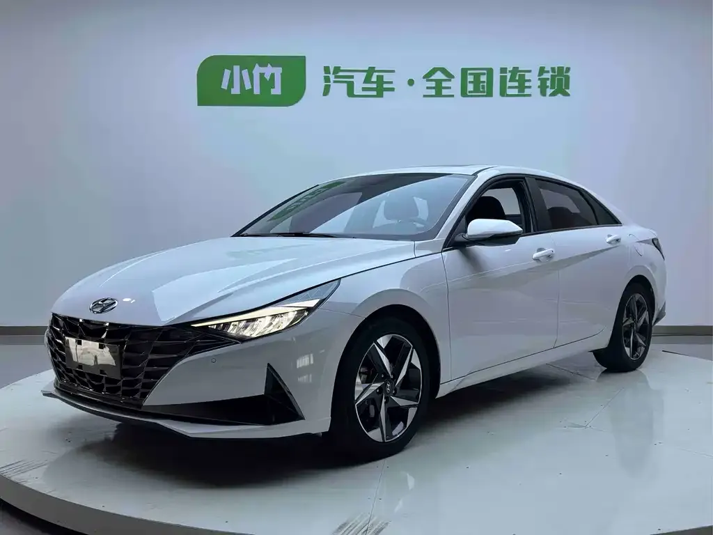 Hyundai Elantra 2022 из CN, фото 1